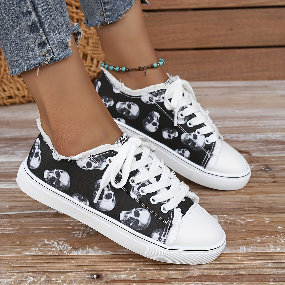 Women's Skull Print Canvas Sneakers