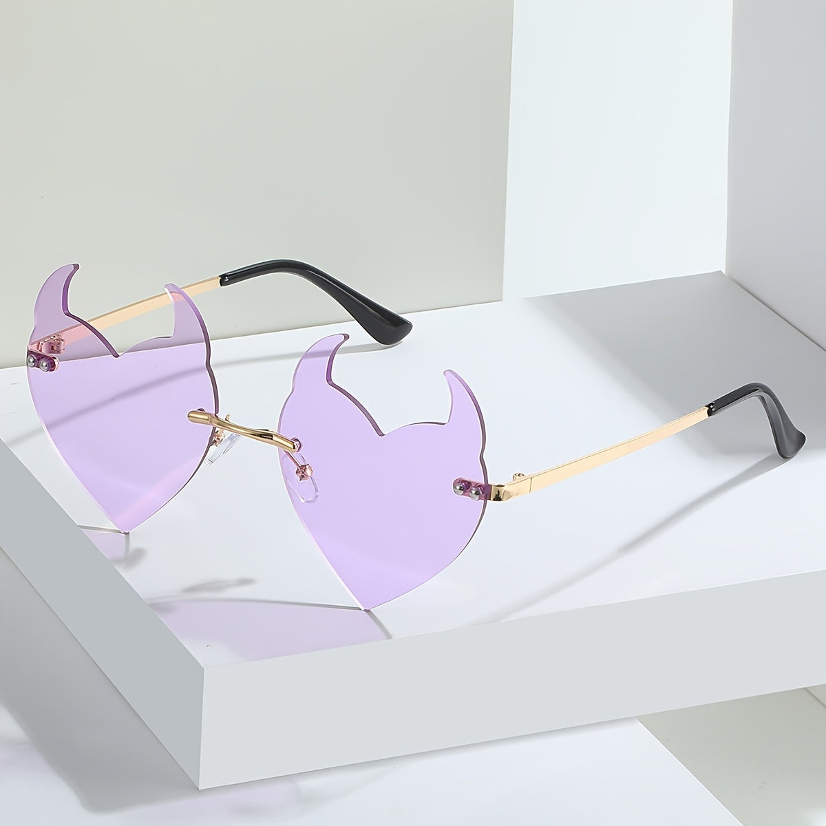 Demon's Horn Heart Sunglasses