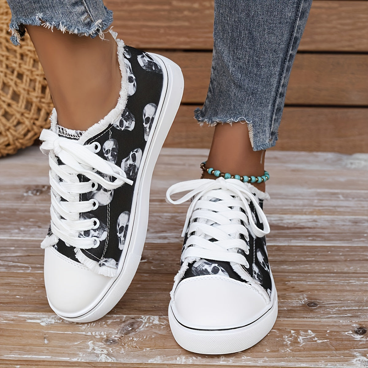 Women's Skull Print Canvas Sneakers