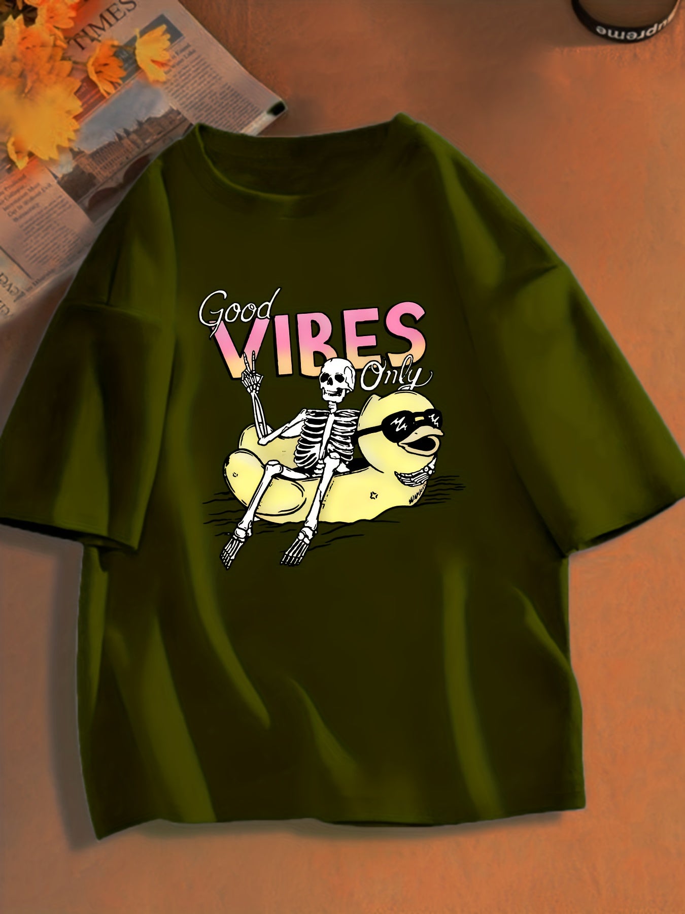 Girls, "Good Vibes Only"Tee