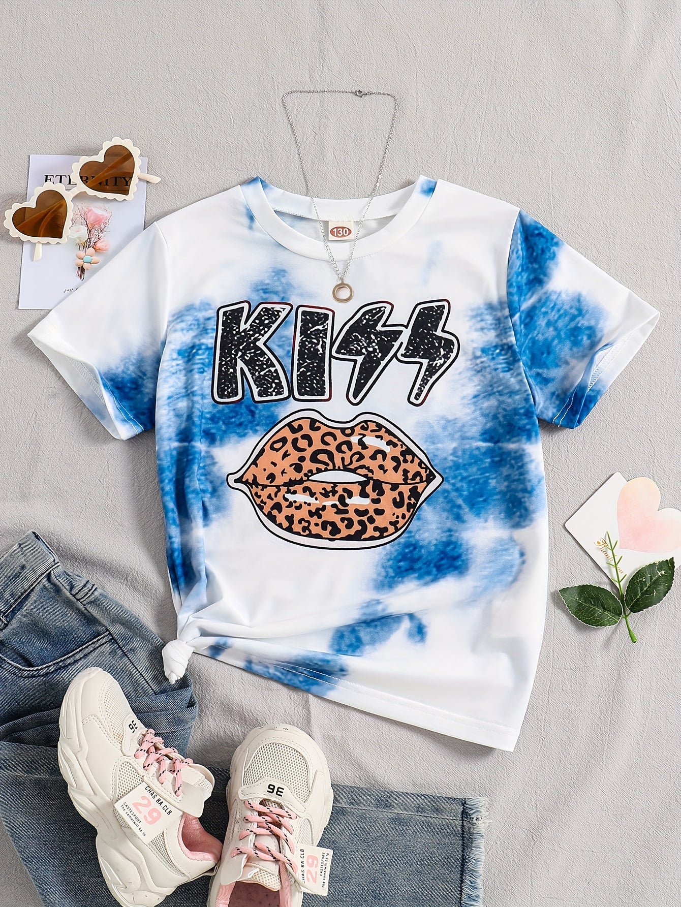 Vintage Leopard Kiss Graphic Tee