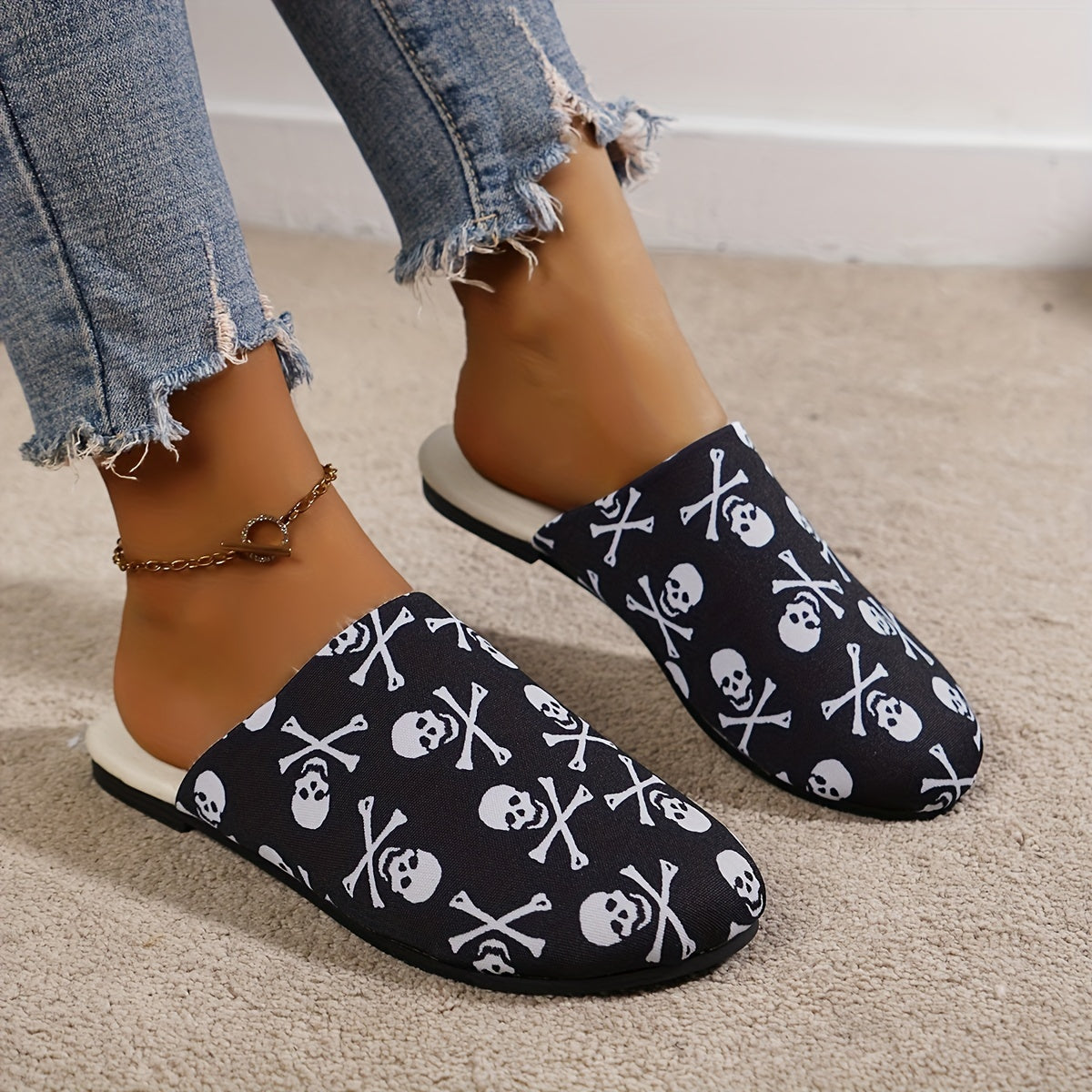 Skull Print Slippers