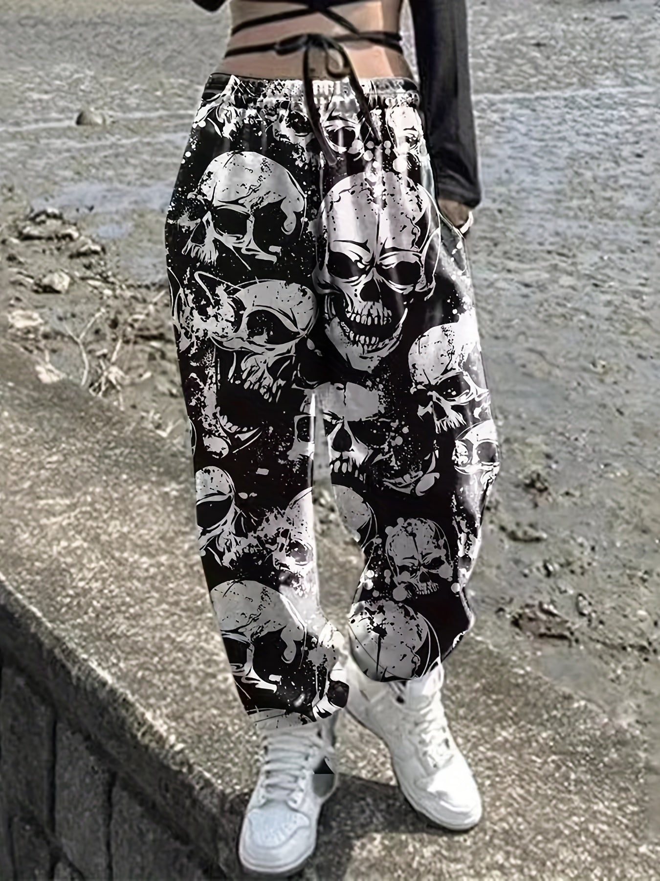 Plus-Size Skull Print Pants